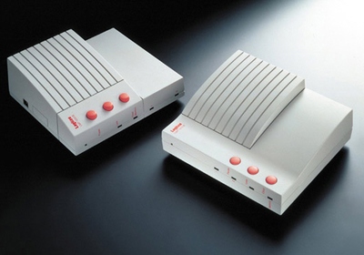 Logitec系列传输设备 Sakai作品中的科技美学与实用创新